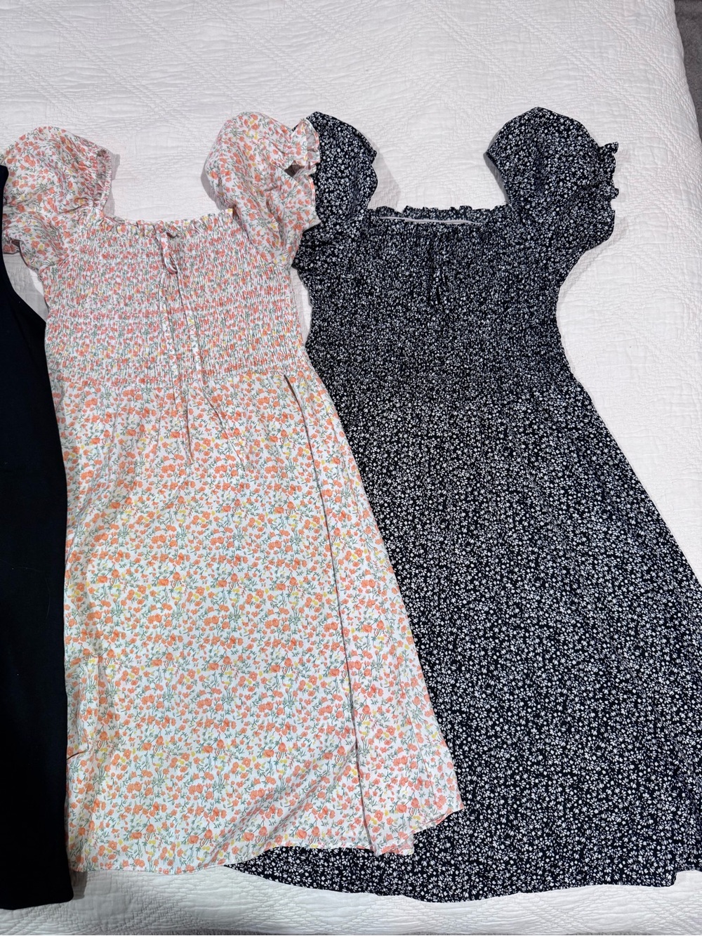 Three dresses - Picture 2 of 3